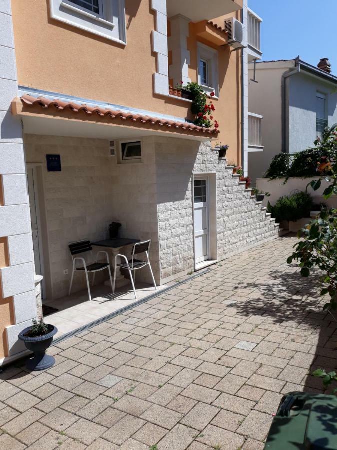 Tanja Apartament *