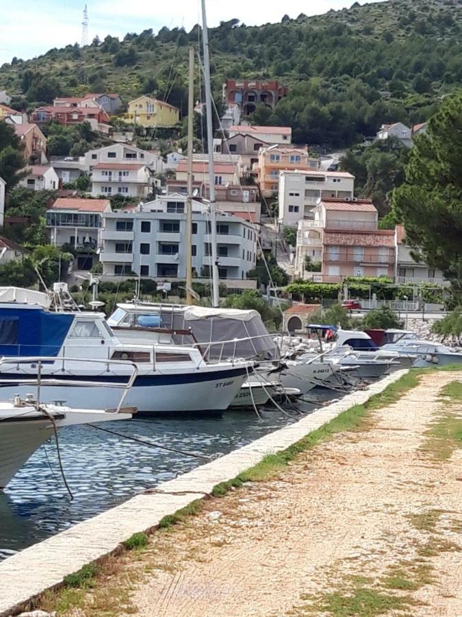Tanja Apartment Marina